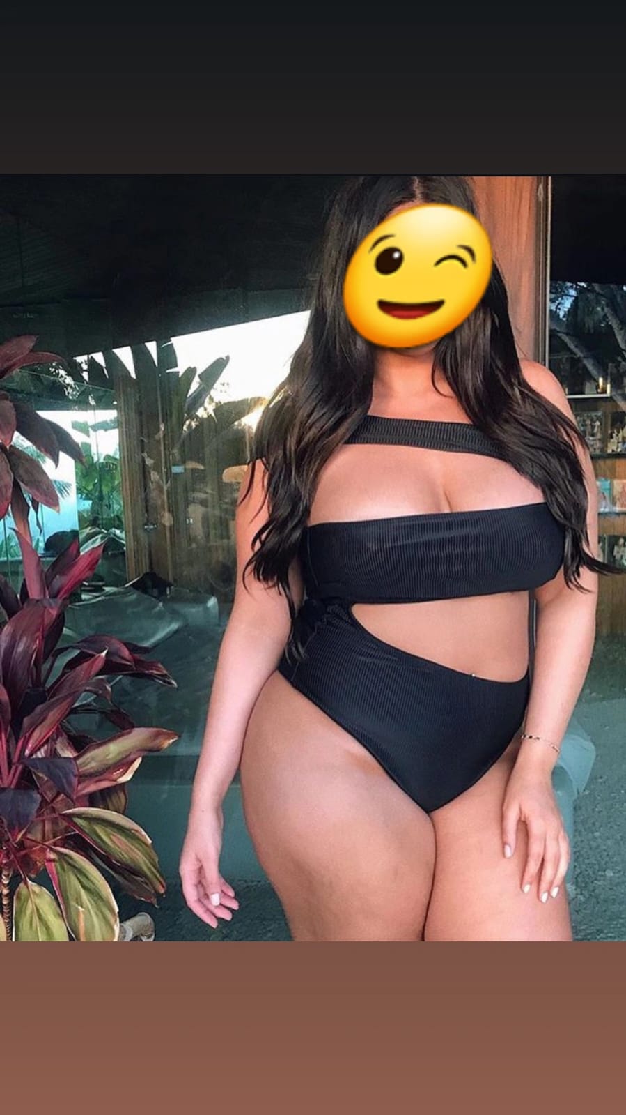 Esenyurt Escort Burcu İle Sınırları Zorlayan Tutkulu Geceler